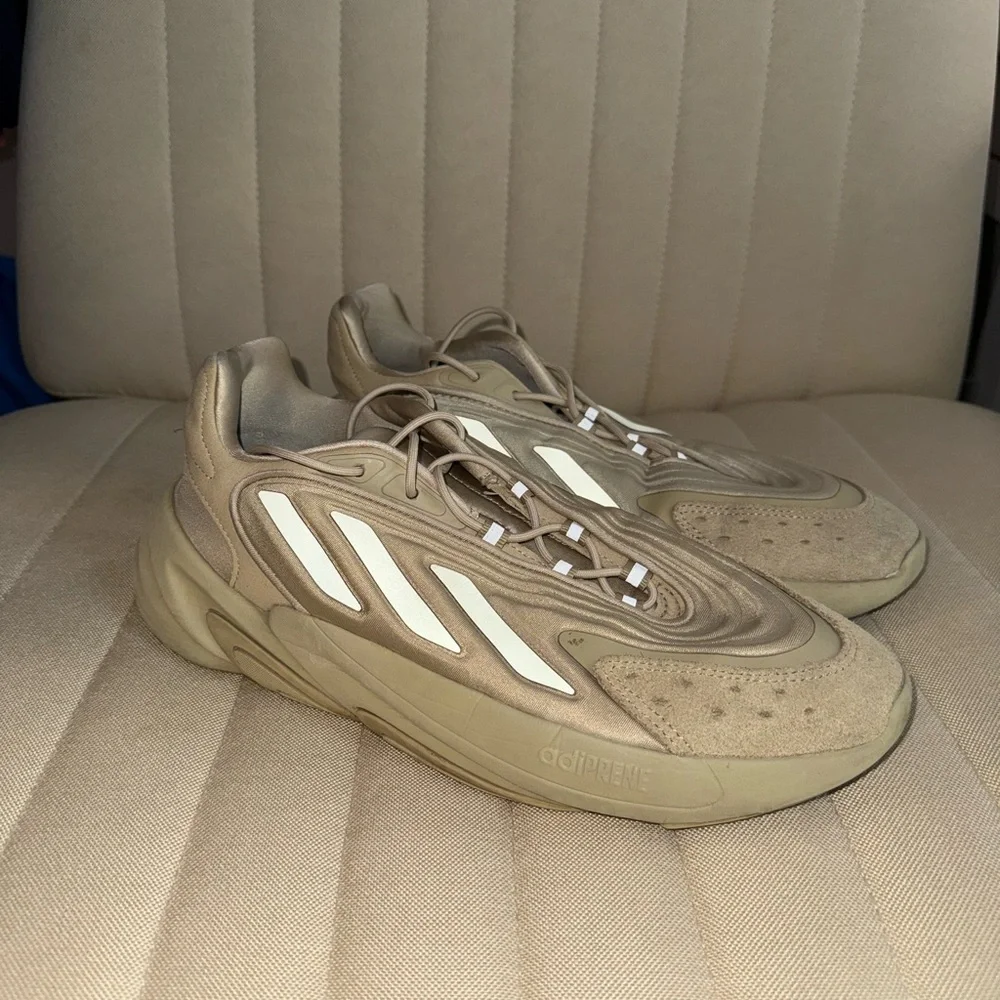 Adidas Ozelia Tennis Shoes Size Men’s 9